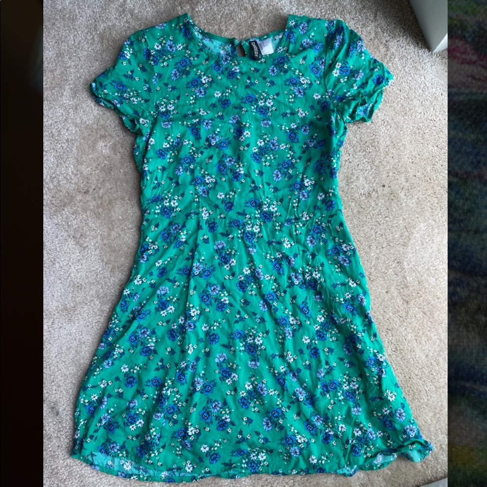 H&M green dress with blue flowers